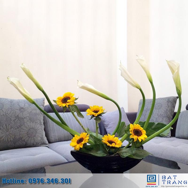 lọ hoa, bình hoa hướng dương tuyệt đẹp bằng gốm sứ Bát Tràng. Bán lọ cắm hoa hướng dương gốm sứ Bát Tràng 1